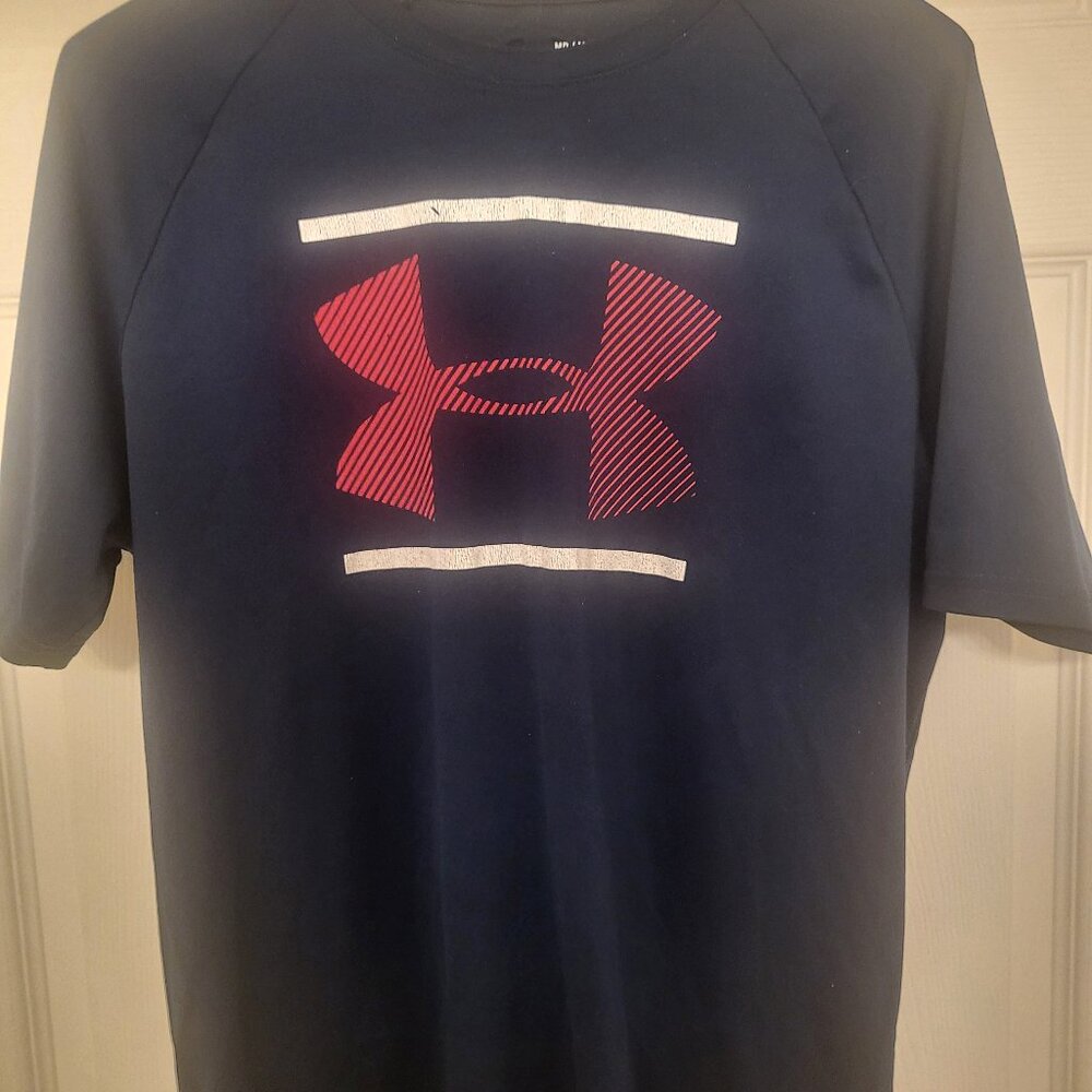 Under armour men's t-shirt (medium, black/red/white), great condition! $20